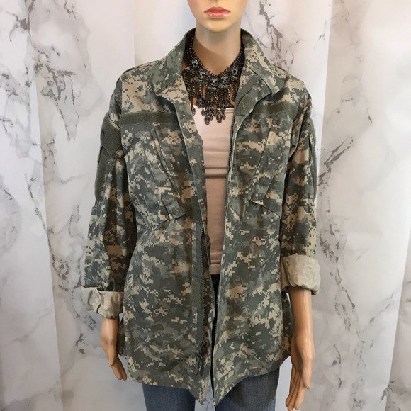 US Army Jackets & Blazers - Vintage Authentic Army Combat Jacket